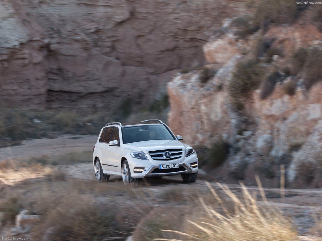 Off-road driving on dirt canyon path